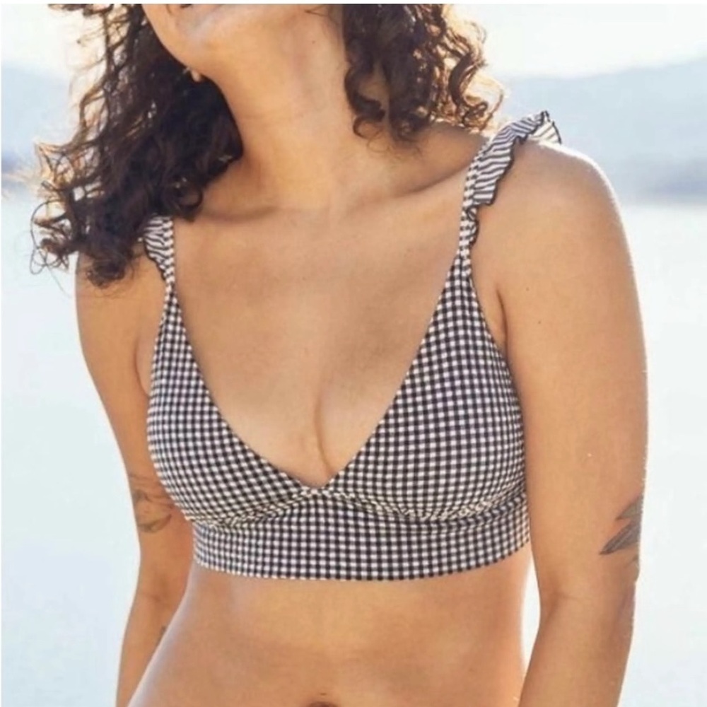 Aerie Seersucker Black and White Gingham Bikini Top with Ruffle Sleeves